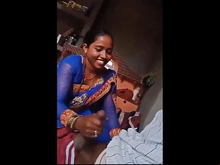Desi Bhabhi Majuscule Handjob Surrounding The Brush Lover